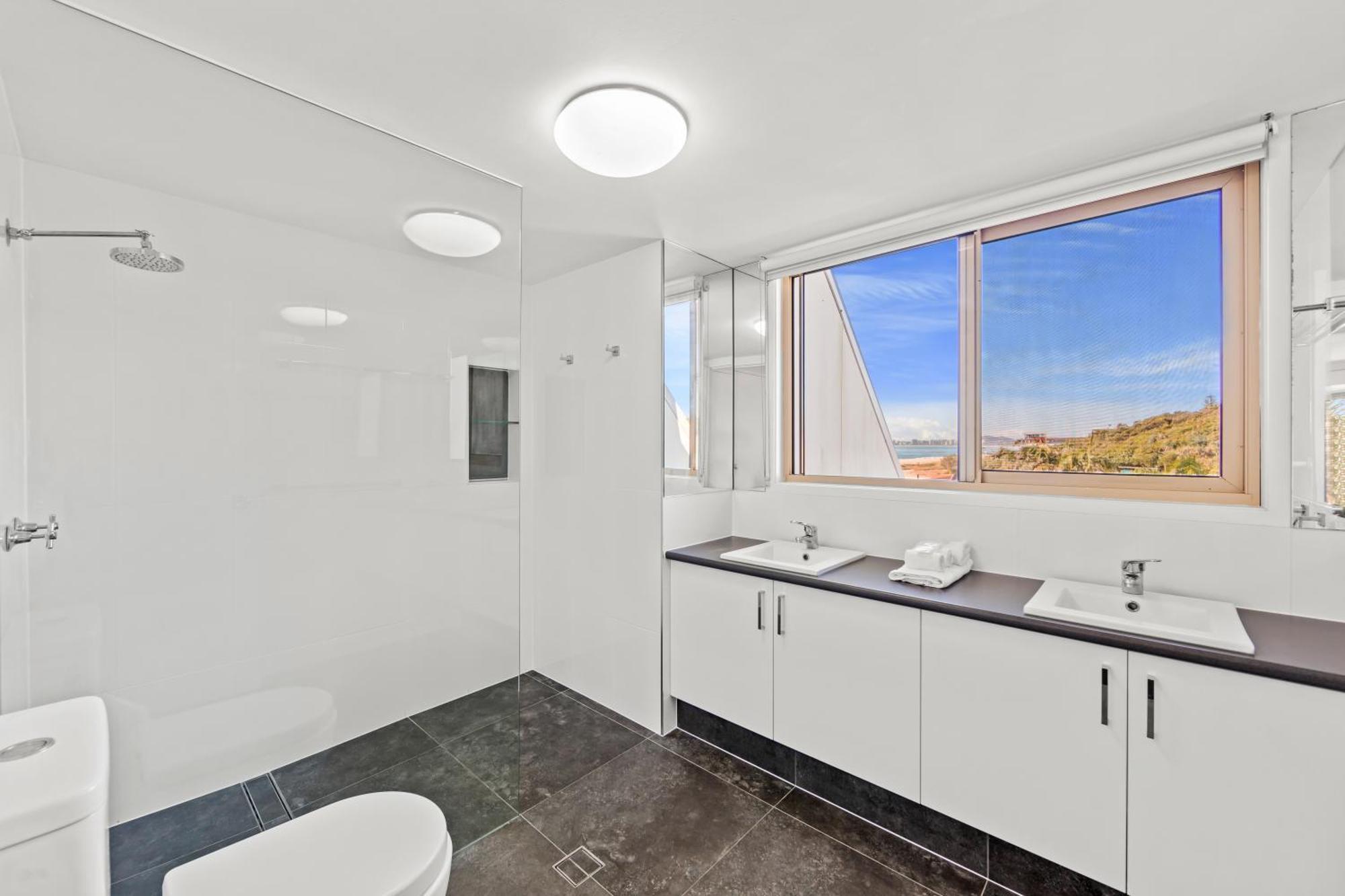 Sanctuary Beach Resort Gold Coast Exterior foto